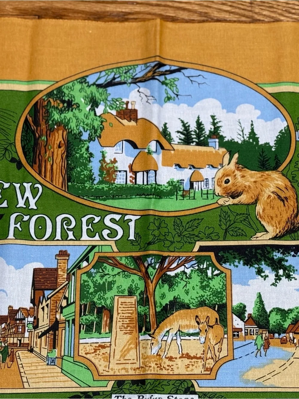 VTG New Forest Souvenir Tea Towel Richlin RL484 Cotton Map Made in UK (NWOT)
